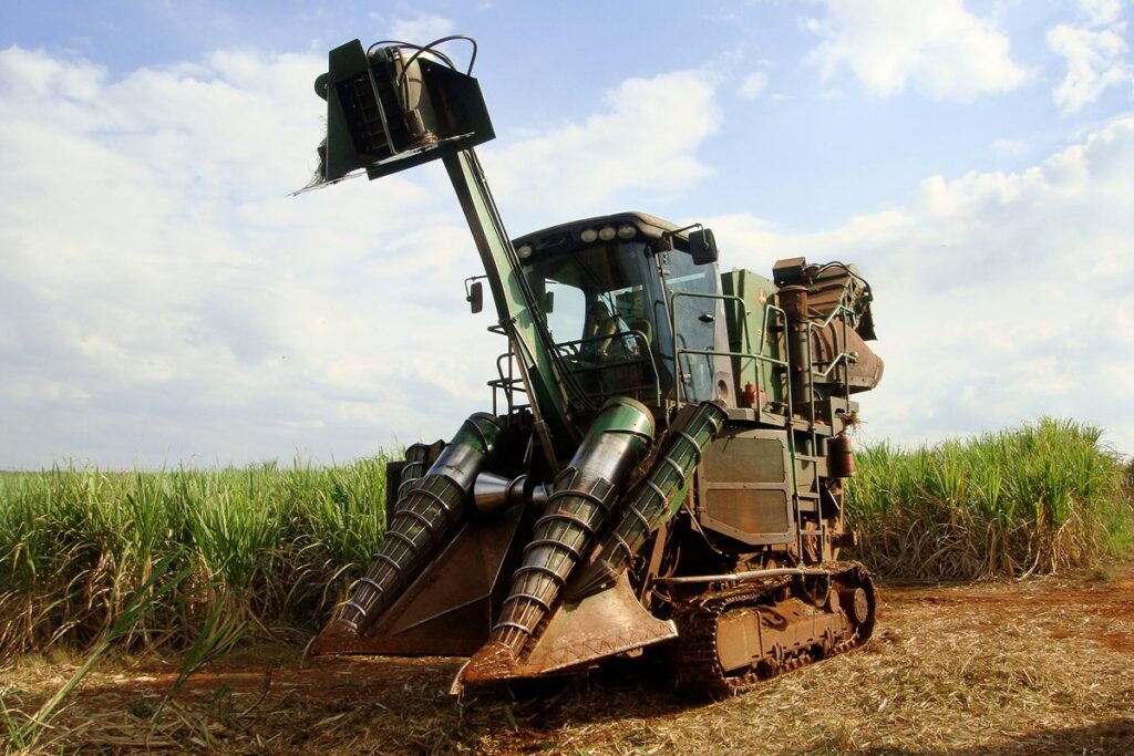 Mecanização e tecnologia na agricultura brasileira